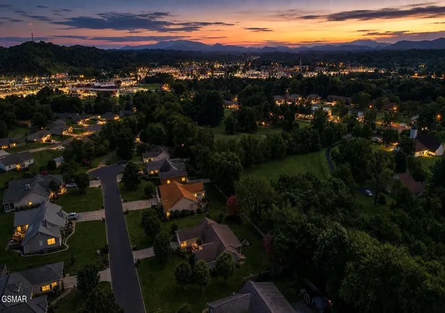 image of 260 Lexington Pl, Sevierville, TN 37862 | MLS# 3509924