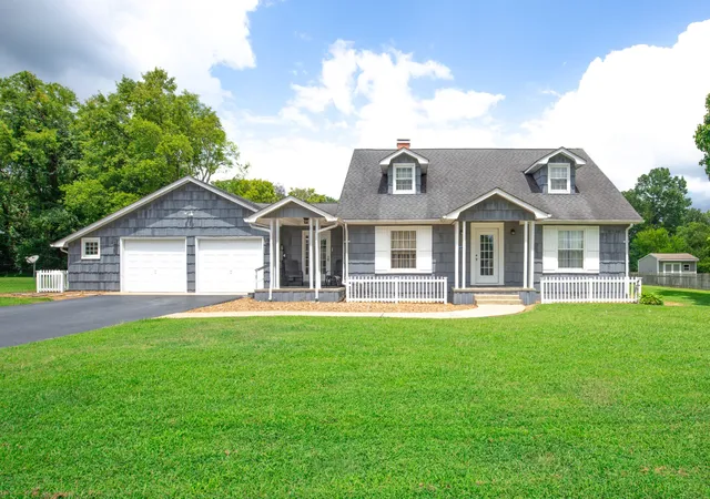 1st image of 102 Revere Dr, Columbia, TN 38401 | MLS# 3512802