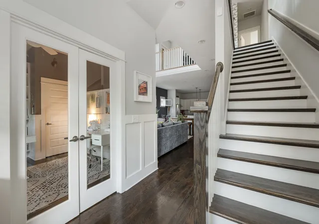 Photo 3 of Single family home for sale at 413 N 17Th St, Nashville, TN 37206 | MLS# 3526580 | Listing updated on 2026-09-15