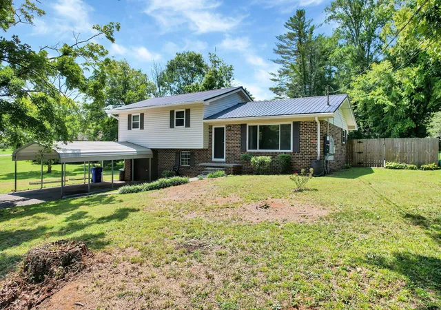 1st image of 3010 W Lake Dr Nw, Cleveland, TN 37312 | MLS# 3509957