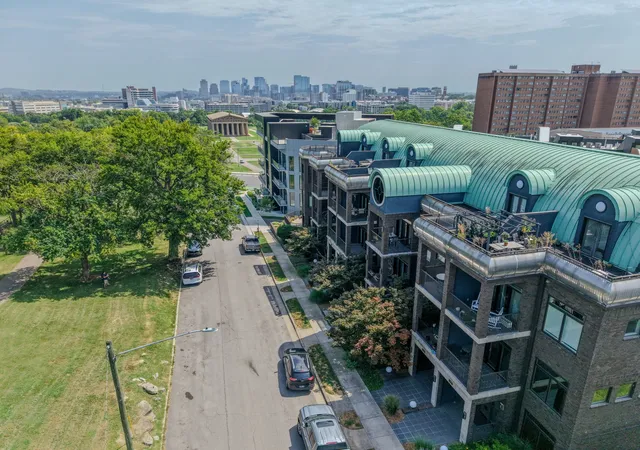 Listing Photo 4 - Condo for sale in building located at 2905 Parthenon Ave, Nashville, TN 37203 - Unit #109