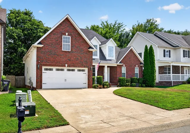 Photo 3 of Single family home for sale at 2473 Senseney Dr, Clarksville, TN 37042 | MLS# 3510218 | Listing updated on 2026-08-20