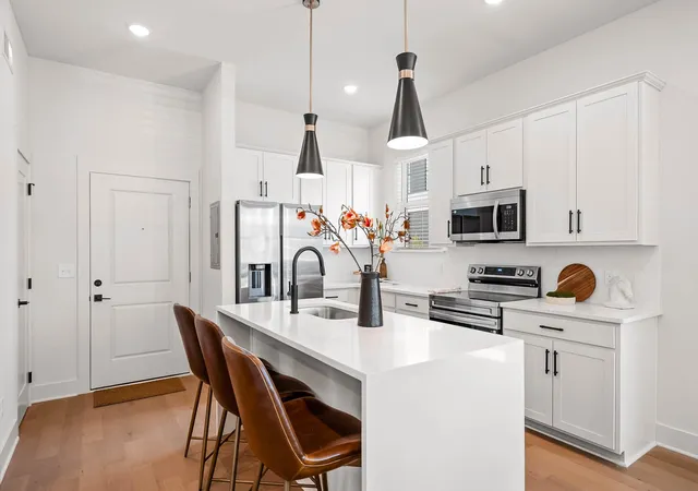 5th image of 1776 S Watkins Street #403, Chattanooga, TN 37404 | MLS# 3519355