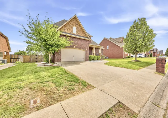 4th image of 420 Carson Bailey Ct, Clarksville, TN 37043 | MLS# 3509978