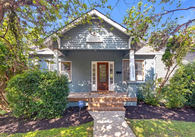 Photo 1 of Single family home for sale at 2203 Lindell Ave, Nashville, TN 37204 | MLS# 3510787 | Listing updated on 2026-08-12