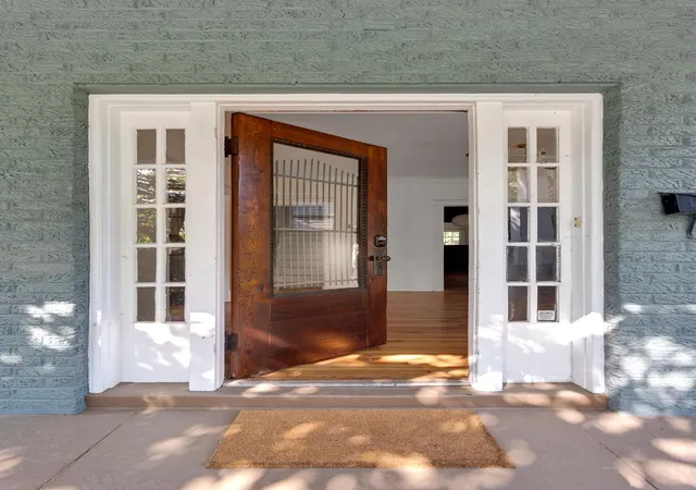 Photo 4 of Single family home for sale at 2203 Lindell Ave, Nashville, TN 37204 | MLS# 3510787 | Listing updated on 2026-08-12
