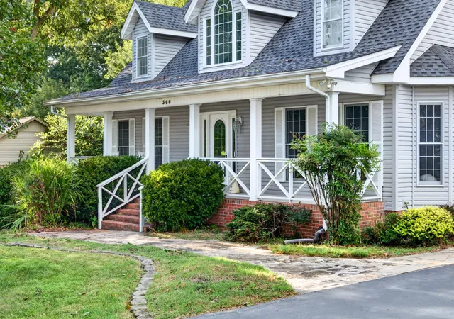 Photo 3 of Single family home for sale at 366 Martin Pl, Hopkinsville, KY 42240 | MLS# 3510224 | Listing updated on 2026-09-27