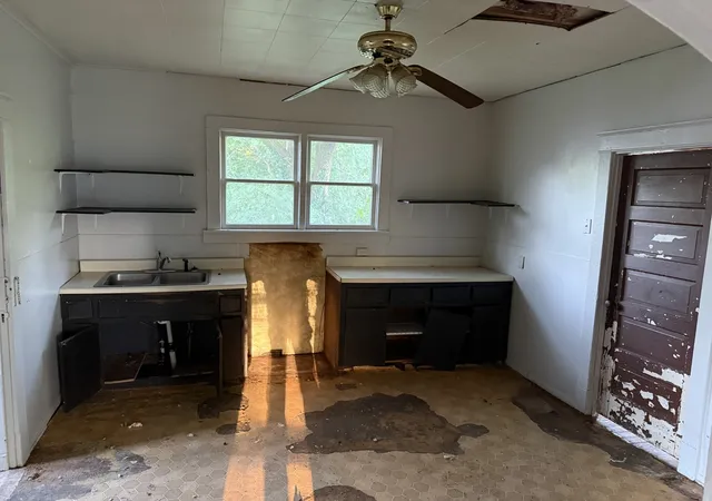 2nd image of 852 N Brown St, Springfield, TN 37172 | MLS# 3510011