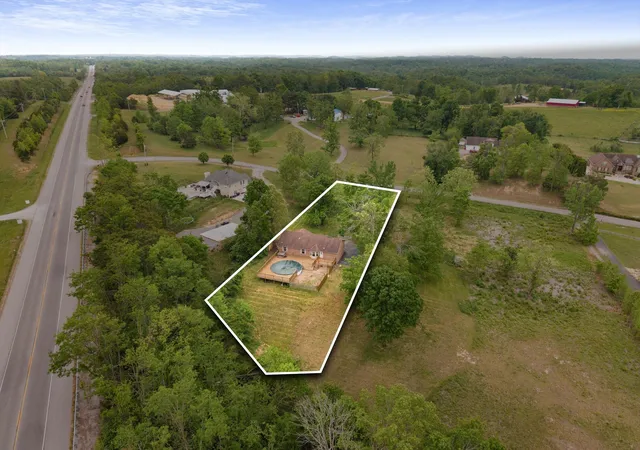Photo 2 of Single family home for sale at 78 Angela Ln, Westmoreland, TN 37186 | MLS# 3512975 | Listing updated on 2026-09-05