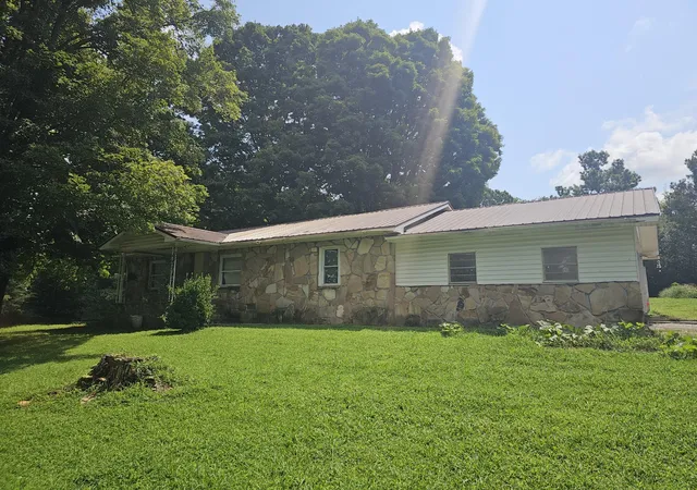2nd image of 158 County Road 315 E, Sweetwater, TN 37874 | MLS# 3510254
