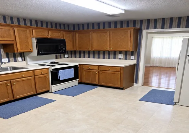 Photo 3 of Single family home for sale at 220 Rollingwood Ct, La Vergne, TN 37086 | MLS# 3602938 | Listing updated on 2026-10-06