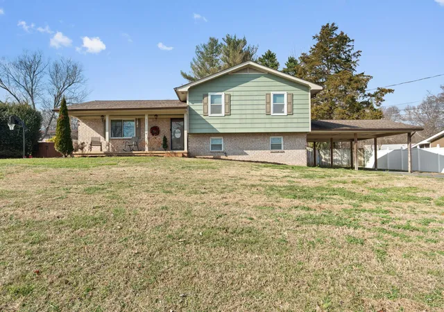 Photo 3 of Single family home for sale at 927 Tri Cir Ne, Cleveland, TN 37312 | MLS# 3510282 | Listing updated on 2026-09-12