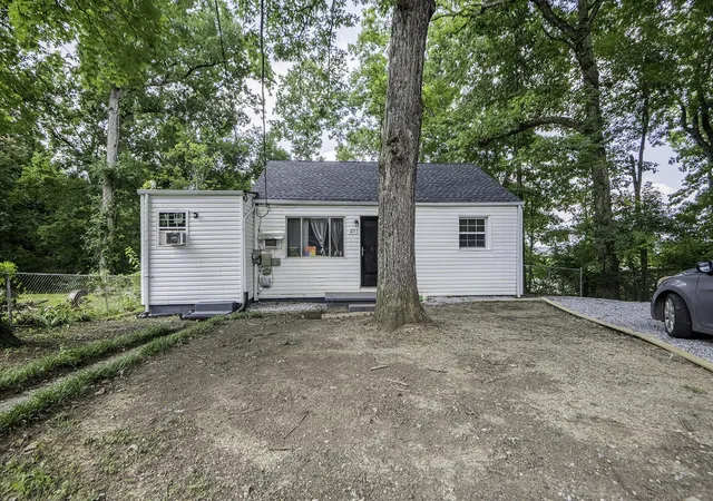1st image of 27 W 51st Street, Chattanooga, TN 37410 | MLS# 3510306