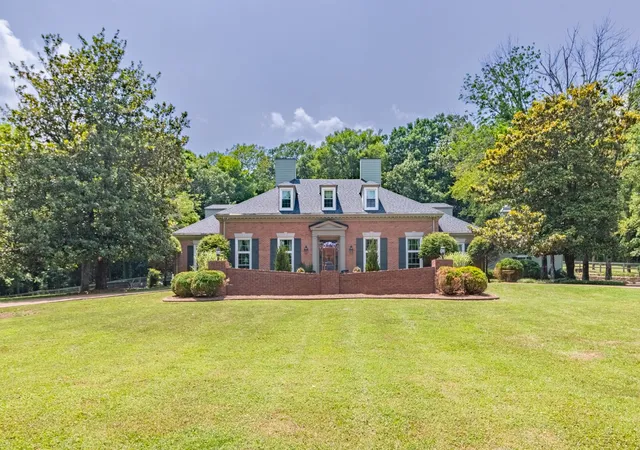 1st image of 750 Lakehill Cir, Lewisburg, TN 37091 | MLS# 3512543