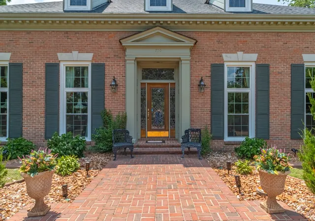 3rd image of 750 Lakehill Cir, Lewisburg, TN 37091 | MLS# 3512543