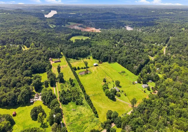 Photo 3 of Sale Pending at 1150 Canoe Branch Rd, Lebanon, TN 37087 | MLS# 3510652 | Listing updated on 2026-08-31