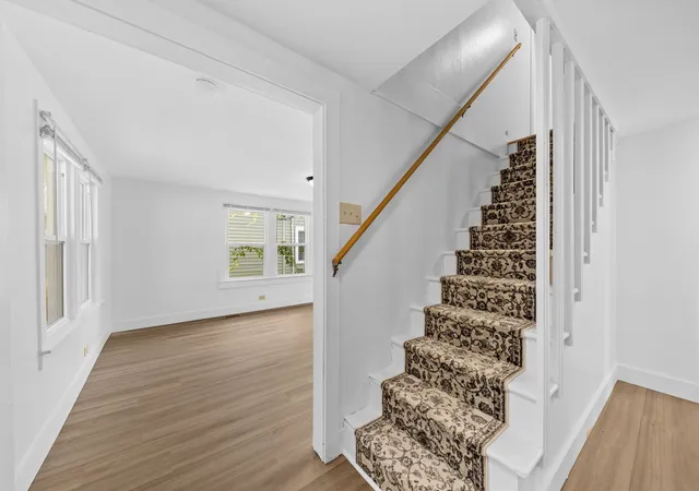 Photo 4 of Single family home for sale at 812 Woodmont Blvd, Clarksville, TN 37040 | MLS# 3510399 | Listing updated on 2026-09-28