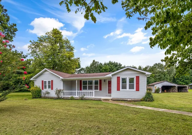 2nd image of 139 Quick School Rd, Fayetteville, TN 37334 | MLS# 3511063