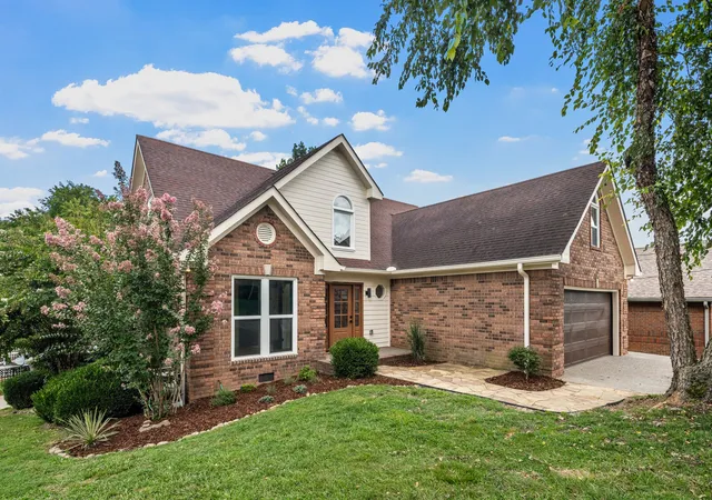 2nd image of 204 Breakwater Dr, Hendersonville, TN 37075 | MLS# 3510907