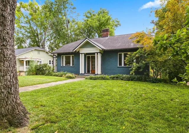 2nd image of 3807 Princeton Ave, Nashville, TN 37205 | MLS# 3516394