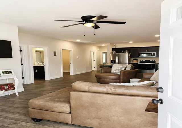 Photo 2 of Townhouse for sale at 70 Five Oak Ln, Hartsville, TN 37074 | MLS# 3513279 | Listing updated on 2026-08-26