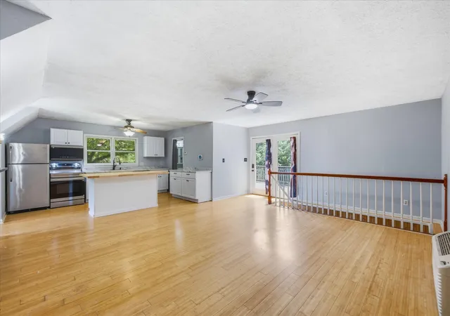 Photo 2 of Single family home for sale at 4036 Vernon Crk Rd, Cunningham, TN 37052 | MLS# 3512388 | Listing updated on 2026-09-22