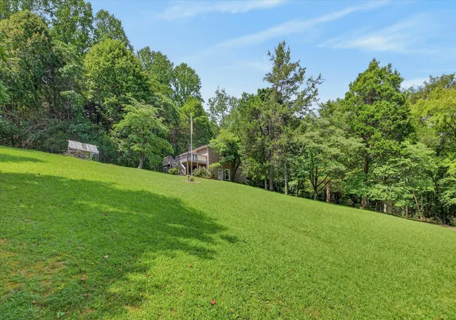 Photo 3 of Single family home for sale at 4036 Vernon Crk Rd, Cunningham, TN 37052 | MLS# 3512388 | Listing updated on 2026-09-22