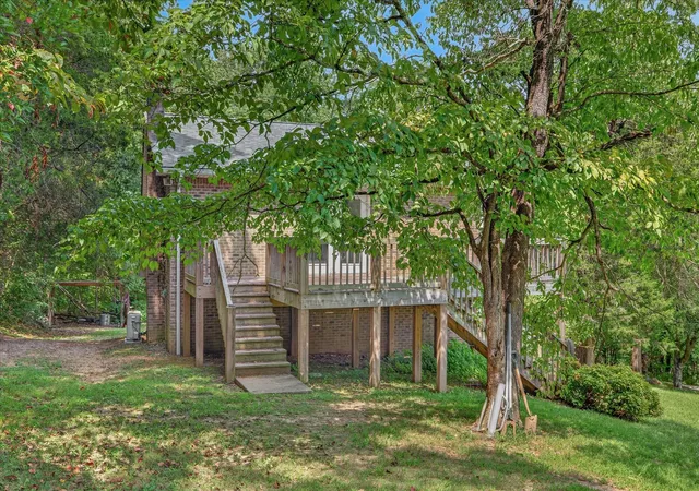 Photo 4 of Single family home for sale at 4036 Vernon Crk Rd, Cunningham, TN 37052 | MLS# 3512388 | Listing updated on 2026-09-22