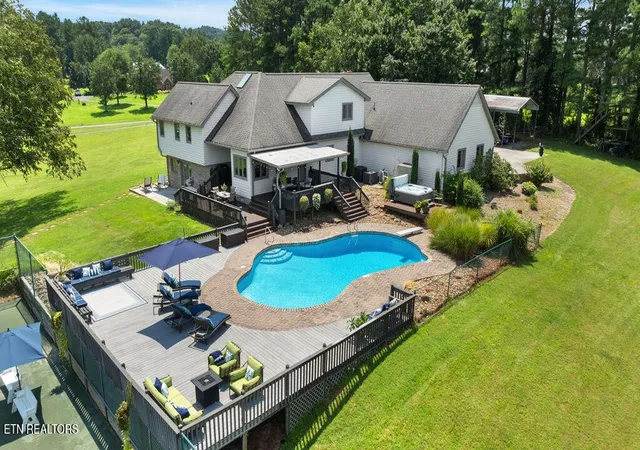 Photo 3 of Single family home for sale at 1222 Green Ct, Seymour, TN 37865 | MLS# 3510440 | Listing updated on 2026-09-21