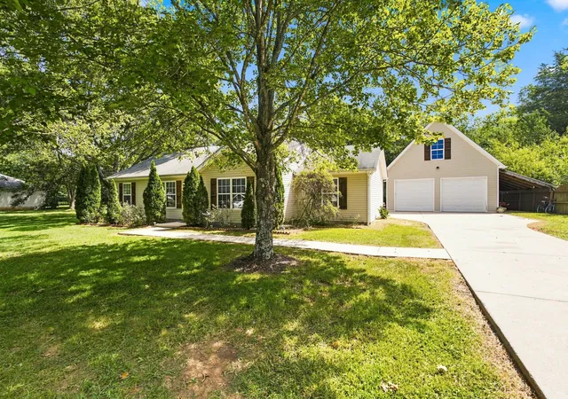 Photo 3 of Single family home for sale at 351 Needham Blvd, Rockvale, TN 37153 | MLS# 3527829 | Listing updated on 2026-09-24