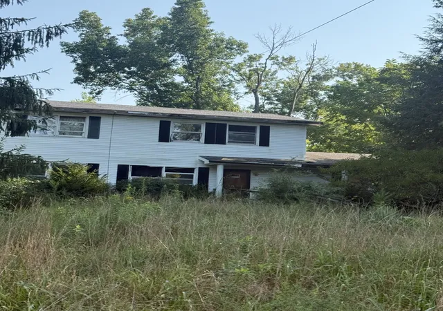 2nd image of 3832 Great Falls Rd, Rock Island, TN 38581 | MLS# 3510480