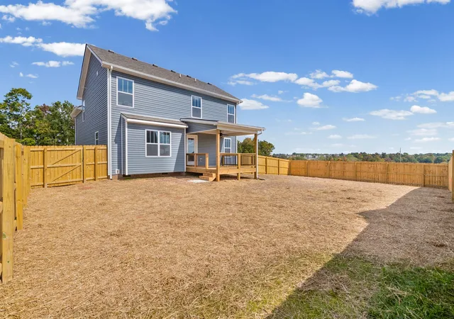 Photo 2 of Single family home for sale at 394 Park Glen Ln, Clarksville, TN 37042 | MLS# 3511110 | Listing updated on 2026-10-24