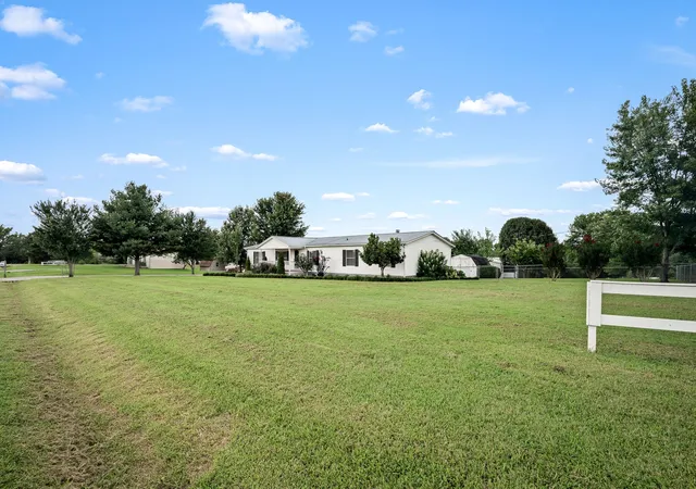 Photo 4 of Manufactured home for sale at 184 Mcgowan Rd, Morrison, TN 37357 | MLS# 3510634 | Listing updated on 2026-08-27