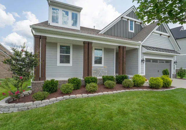 Photo 4 of Single family home for sale at 2069 Hedgelawn Dr, Lebanon, TN 37090 | MLS# 3511160 | Listing updated on 2026-09-23