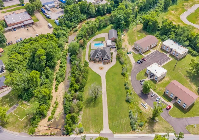 Photo 4 of Single family home for sale at 202 N Clydeton Rd, Waverly, TN 37185 | MLS# 3512792 | Listing updated on 2026-08-21