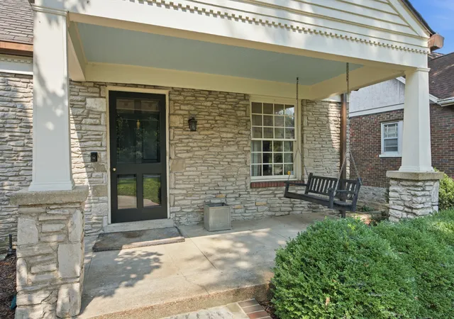 3rd image of 170 Kenner Ave, Nashville, TN 37205 | MLS# 3510914