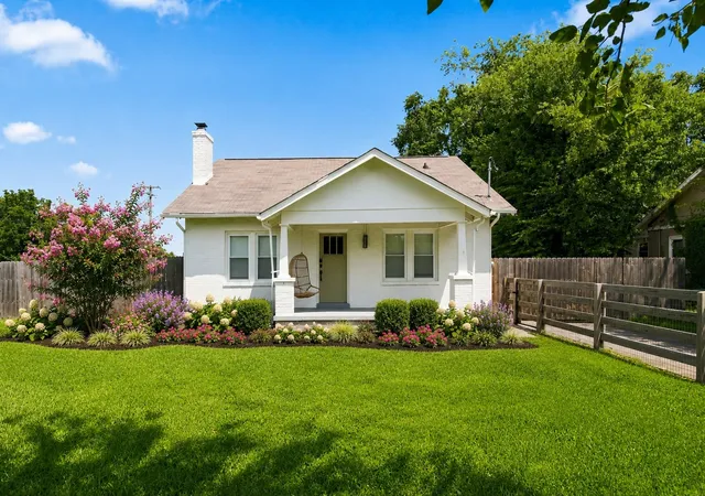 1st image of 2414 Seifried St, Nashville, TN 37208 | MLS# 3519332