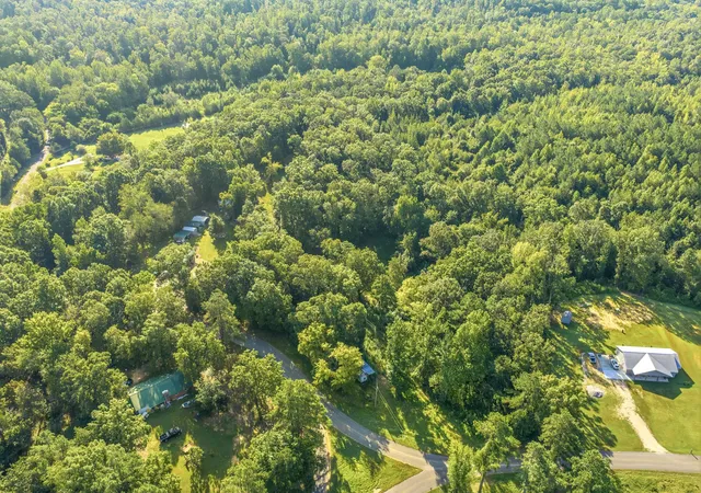 3rd image of 3106 Mckenzie Rd, Parsons, TN 38363 | MLS# 3526393