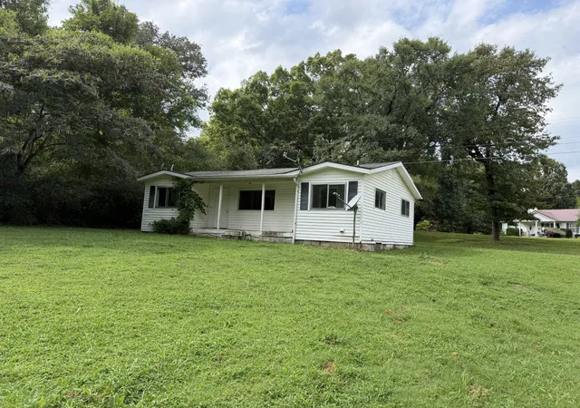 5th image of 308 Preacher Rd, Charlotte, TN 37036 | MLS# 3518872