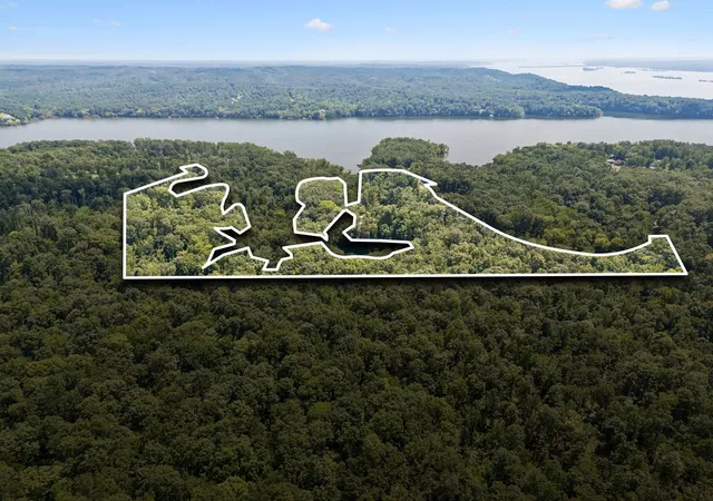 1st image of 567 Bobcat Trl, Dover, TN 37058 | MLS# 3512577