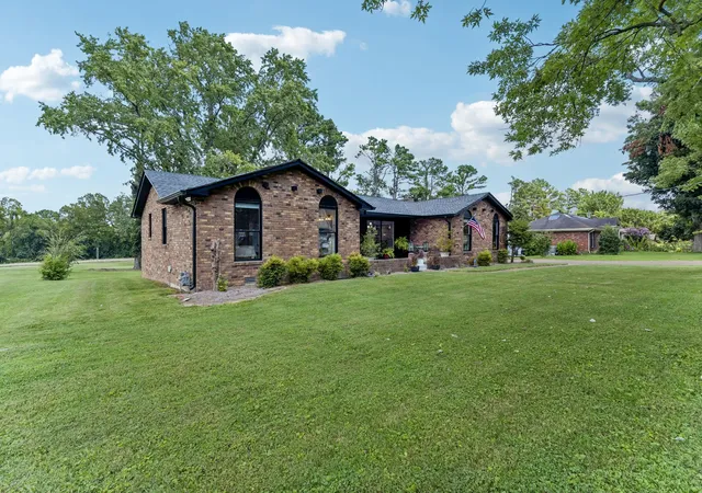 2nd image of 146 Fairways Dr, Hendersonville, TN 37075 | MLS# 3510733