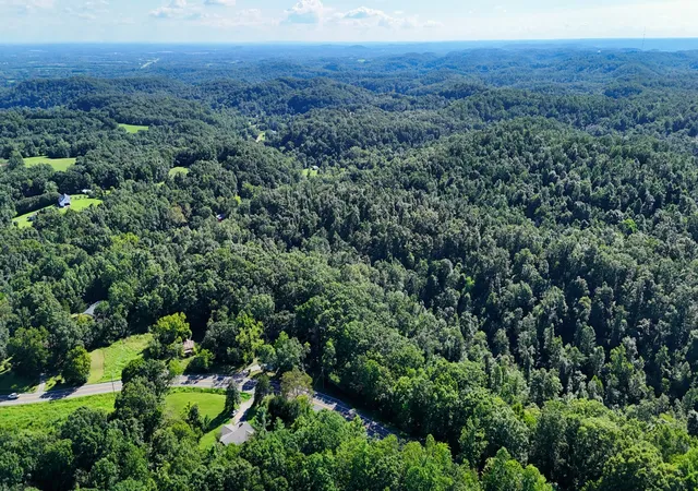 2nd image of 2 Lindsey Hollow Rd, Gallatin, TN 37066 | MLS# 3511167