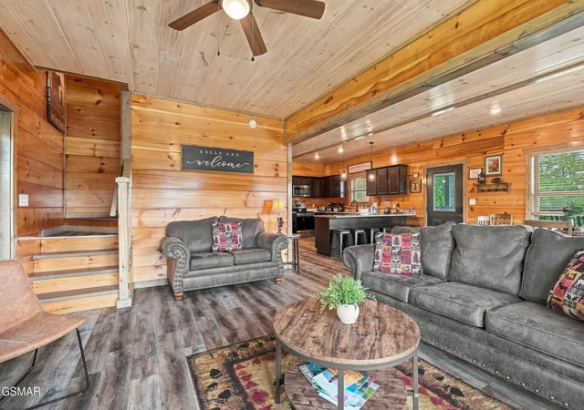 Photo 3 of Single family home for sale at 315 Paul Lafollette Way, Sevierville, TN 37876 | MLS# 3510735 | Listing updated on 2026-09-26