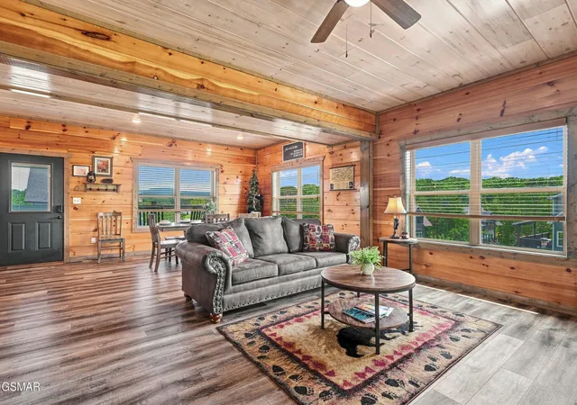 Photo 4 of Single family home for sale at 315 Paul Lafollette Way, Sevierville, TN 37876 | MLS# 3510735 | Listing updated on 2026-09-26