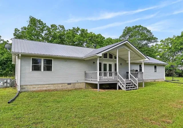 1st image of 8607 Crossville Hwy, Sparta, TN 38583 | MLS# 3510746