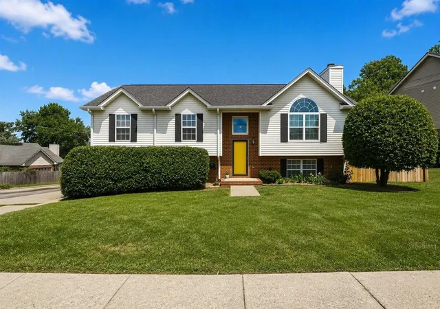 Photo 1 of Single family home for sale at 1163 Fitzpatrick Rd, Nashville, TN 37214 | MLS# 3525865 | Listing updated on 2026-08-30