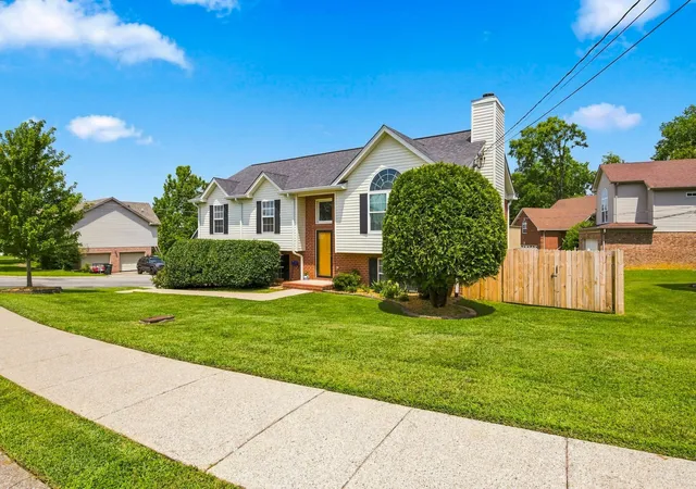 Photo 3 of Single family home for sale at 1163 Fitzpatrick Rd, Nashville, TN 37214 | MLS# 3525865 | Listing updated on 2026-08-30