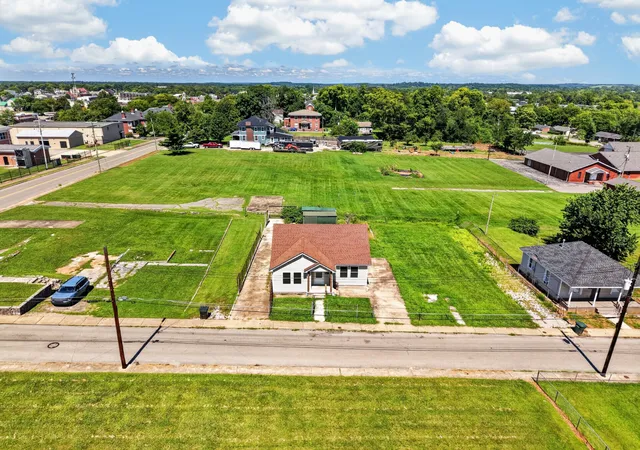 2nd image of 603 Mechanic St, Hopkinsville, KY 42240 | MLS# 3510772