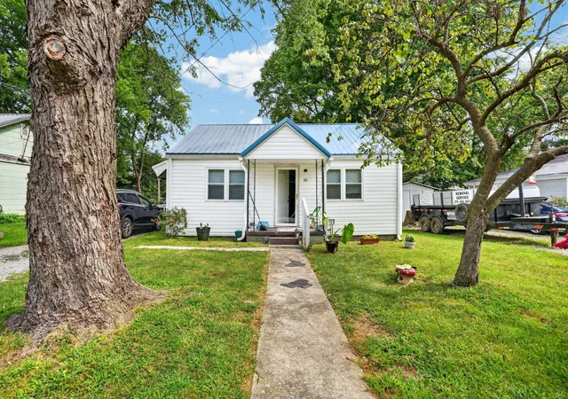 2nd image of 101 S Legion Cir, Hopkinsville, KY 42240 | MLS# 3510783
