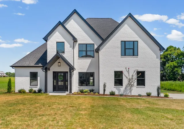 Single family home for sale at 4905 Royal View Way, Clarksville, TN 37040 | MLS# 3516555